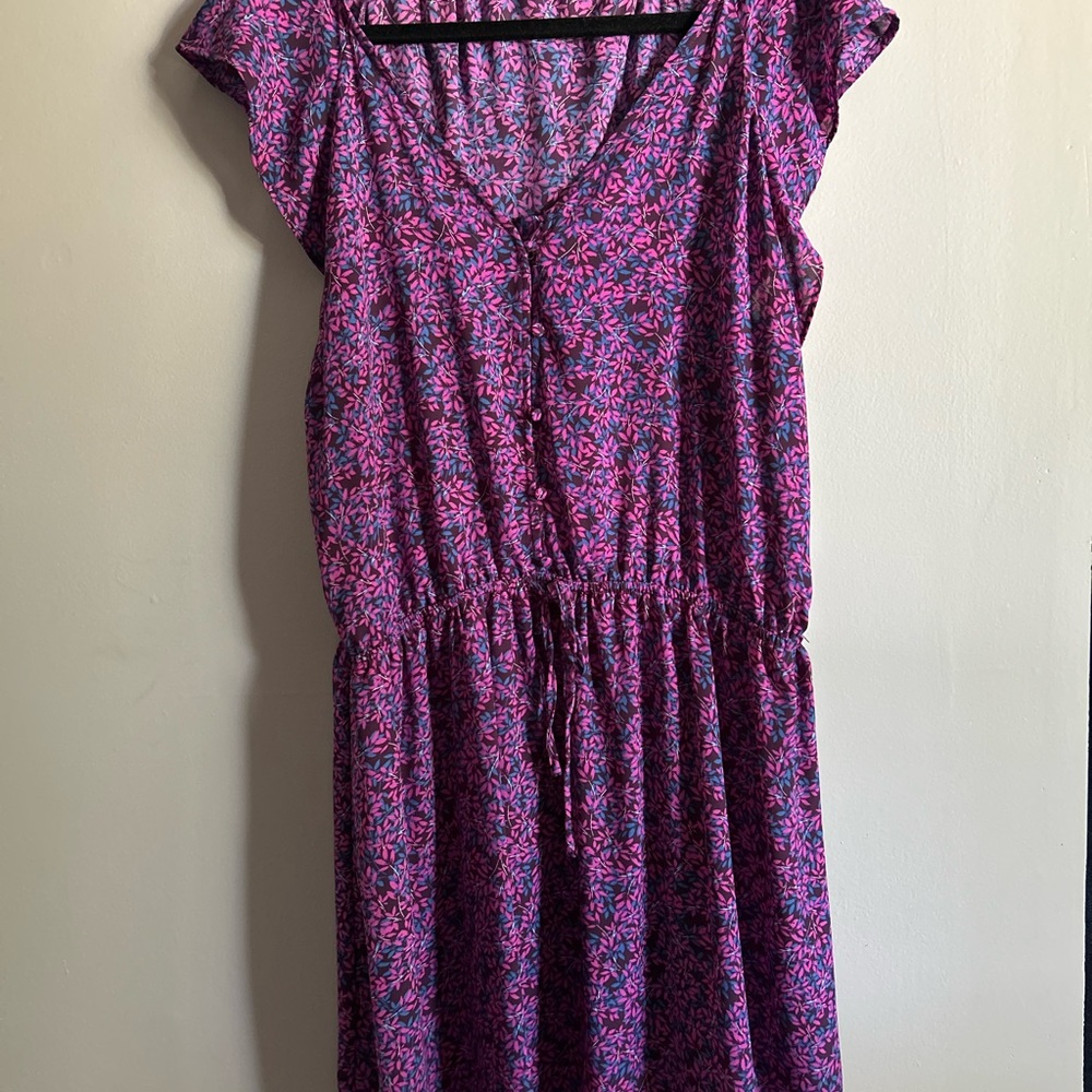 Vince Camuto Pink and Purple Leaf Print Dress
